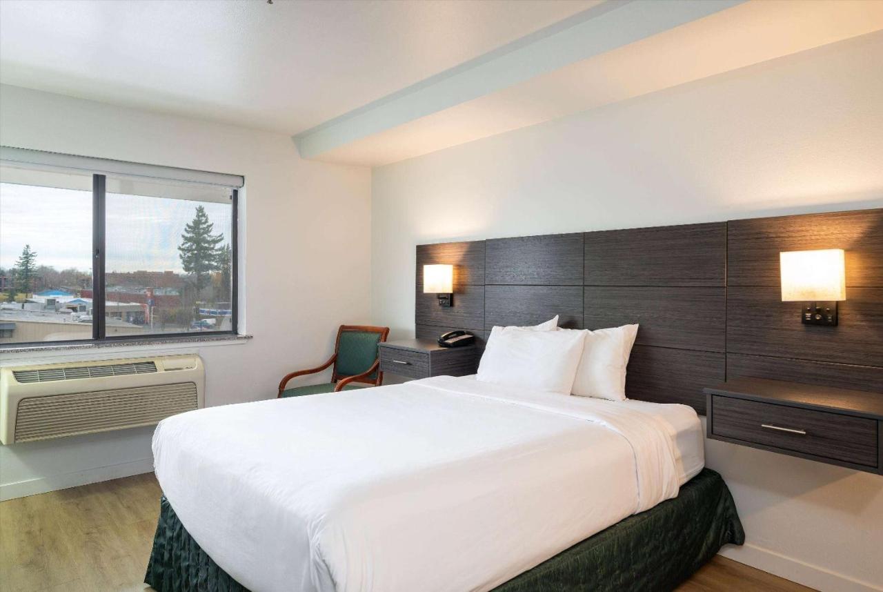 Baymont Inn & Suites By Wyndham Bellingham Exteriér fotografie