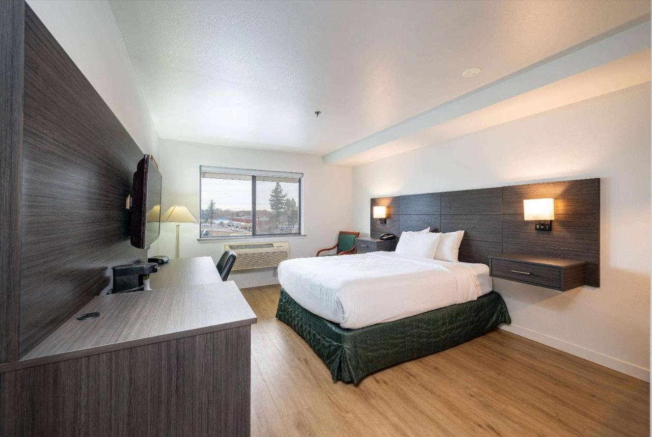 Baymont Inn & Suites By Wyndham Bellingham Exteriér fotografie