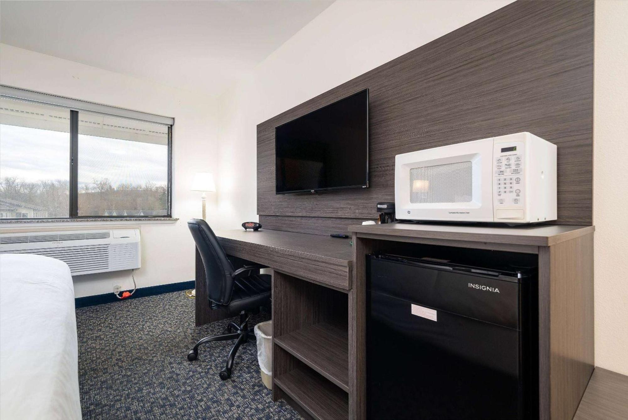 Baymont Inn & Suites By Wyndham Bellingham Exteriér fotografie