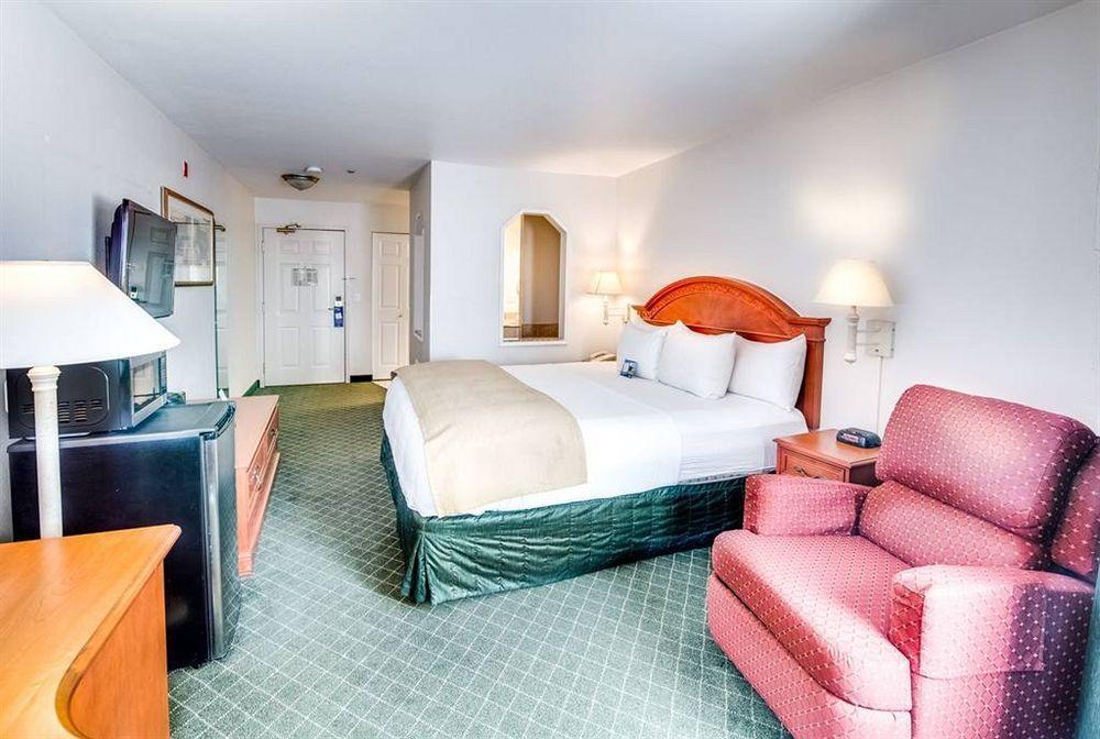 Baymont Inn & Suites By Wyndham Bellingham Exteriér fotografie